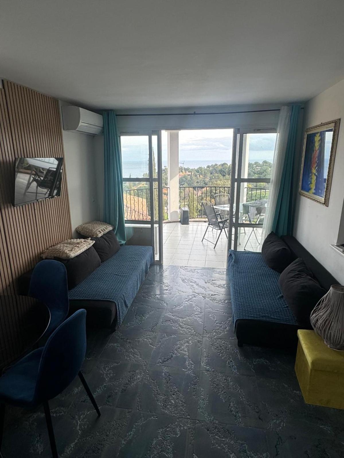 Cap Esterel Vue Mer Et Climatise Сен-Рафаэль Экстерьер фото
